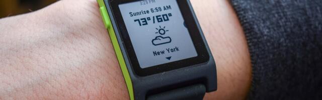 Pebble, the original groundbreaking smartwatch, is coming back