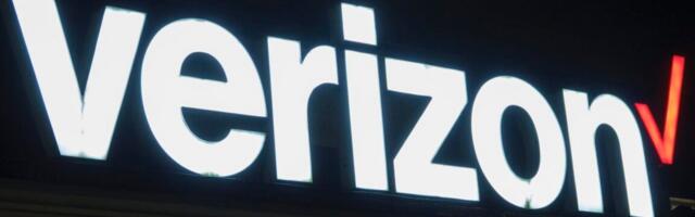 Verizon’s request to lock phones supported by police, opposed by users