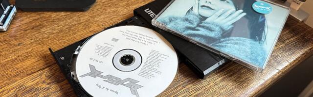 Windows Media Player’s ‘find album information’ functionality has been removed — you’ll have to find other software for playing and ripping CDs with relevant track information