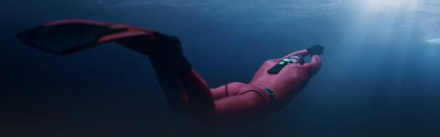 'Ice Dive' Apple Vision Pro Immersive Video Now Available