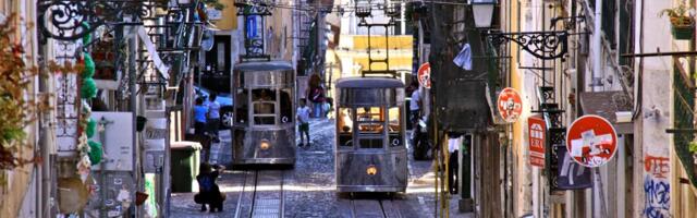 Portugal’s Tourism Recovery in Peril Over Omicron Sub-Variant Surge