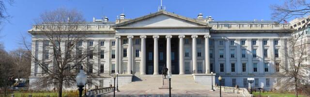 Bitcoin Surges Past $117K as Trump Taps Stephen Miran for Federal Reserve