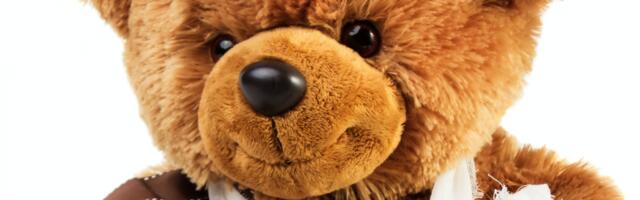 Bitcoin Drop Causes $500M Long Liquidations as Dogecoin, ADA Slide 7%