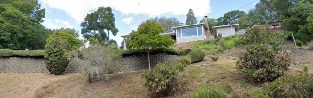 Single family residence sells in Oakland for $1.7 million