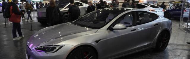California regulators decide not to suspend Tesla sales in the state