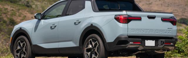 The 2023 Hyundai Santa Cruz Limited AWD Pickup Truck
