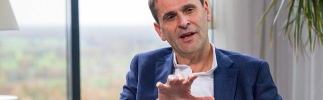 The chip industry's most important company is cutting managers. This doc shows how.