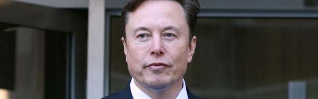 Elon’s blue check disaster is getting worse