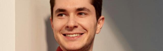 Why founders should stop searching for the perfect pitch deck template