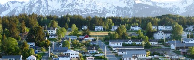 I've been on 4 Alaskan cruises, and it's the only route I ever want to sail. The beauty is unmatched.