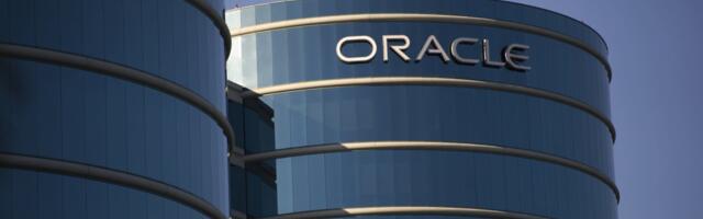 Oracle shares hit record high on $30bn cloud deal
