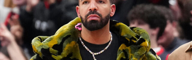 Real humans don’t stream Drake songs 23 hours a day, rapper suing Spotify says