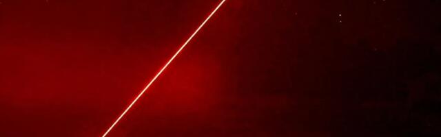 UK confirms drone-killing DragonFire laser weapon for Royal Navy destroyers by 2027 —laser downs 400mph high‑speed drones, costs $13 per shot