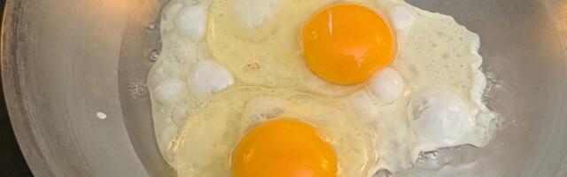I Tried It: This Magic Trick Gives Stainless-Steel Frying Pans a Nonstick Patina