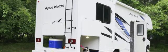 Why Do RVs Have Ladders To The Roof? Here's What They're For