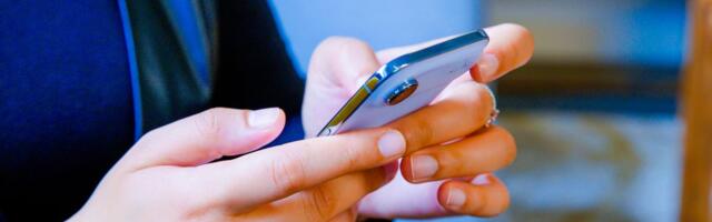 iOS 26: Plan Dinner With Friends With Polls in Messages