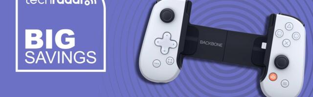 Grab the perfect mobile gaming gift with huge discounts on controllers from Razer and Backbone