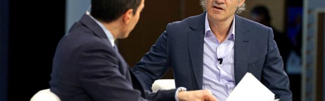 Palantir CEO Says AI Will Somehow Be So Great That People Will Stop Immigrating