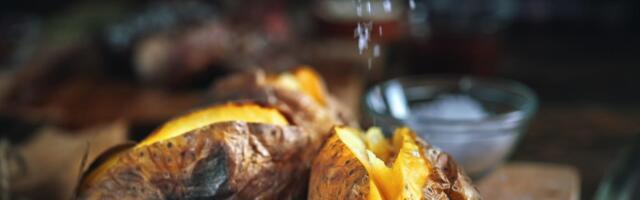 You Can Make a Baked Potato in 12 Minutes With This Trick