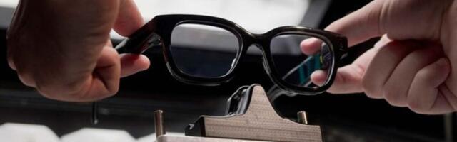 The Biggest AR Flop Ever Is Back With a Pair of Smart Glasses The Biggest AR Flop Ever Is Back With a Pair of Smart Glasses