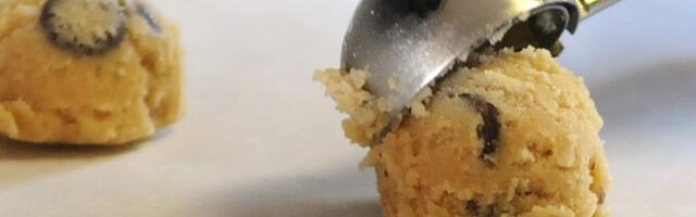 12 people sickened by salmonella ate at the same restaurant chain