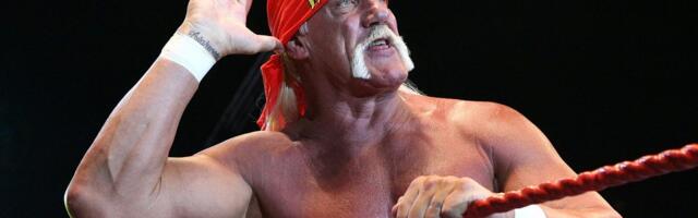 Hulk Hogan dead at 71