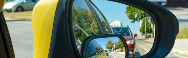 Blind Spot Mirrors: How Do They Work And Are There Any Drawbacks?