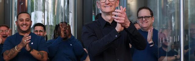 Photos show Apple fans lining up around the world for the launch of iPhone 17 and iPhone Air