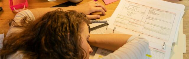 Behavioral scientists found that people who describe themselves as lazy are frequently operating under a level of invisible cognitive load that would exhaust most people. What looks like avoidance is often a nervous system choosing between doing nothing and collapsing