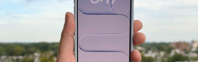 AT&T is taking the fight to Verizon and T-Mobile with the strongest pair of iPhone deals I've seen at the carrier yet