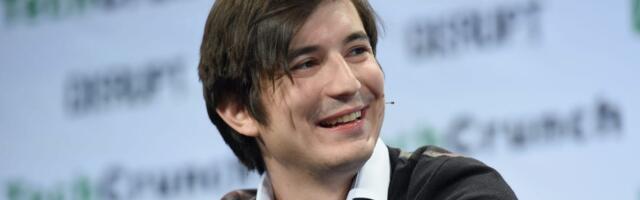 Robinhood's CEO says he has a group of 150 top employees he'd rebuild the company with if something 'apocalyptic' happened