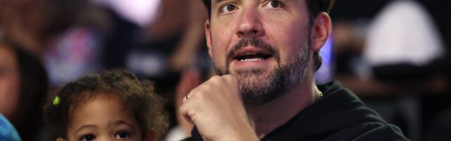 Alexis Ohanian shocks Washington with pro-immigration remarks