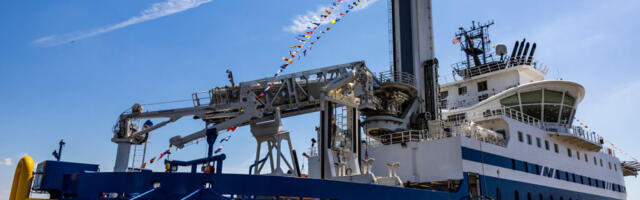 Judge lets construction on an offshore wind farm resume