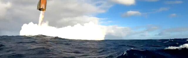 SpaceX's Starship deploys its payload for the first time