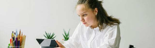 Scan your tax docs in seconds with this $26 lifetime scanner app