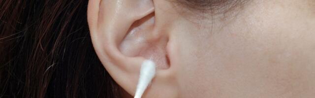 Put Down the Q-Tips. This Is the Right Way to Clean Your Ears