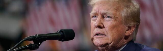 Major US trade groups are pressing the Trump administration to distribute tariff refunds 'en masse'