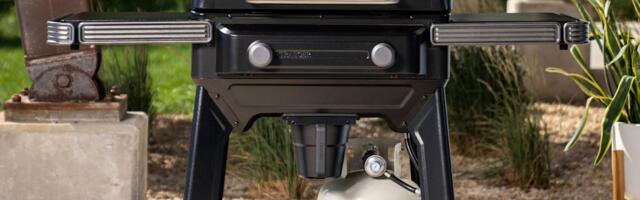 Traeger built a smaller Flatrock griddle for smaller outdoor spaces