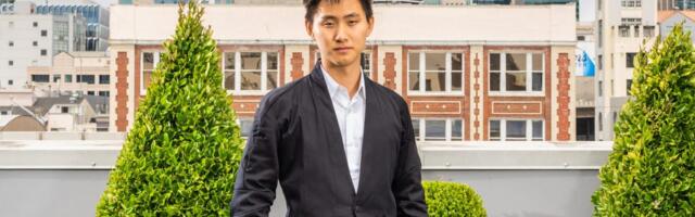 'Superintelligence is coming:' Read the full memo Alexandr Wang sent about Meta's massive AI restructure