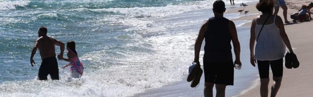 The risks of 'ghost vacationing' over the holidays