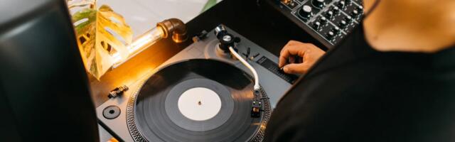 Lenco’s latest price-friendly turntables are now available in the U.S.