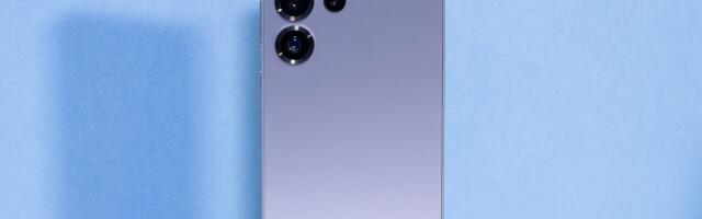 Samsung Galaxy S25 Ultra Hands-On: Light, Thin, and Packed With AI