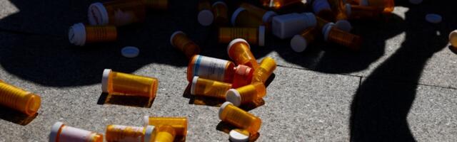 What you need to know about the drug price fight in those TV ads