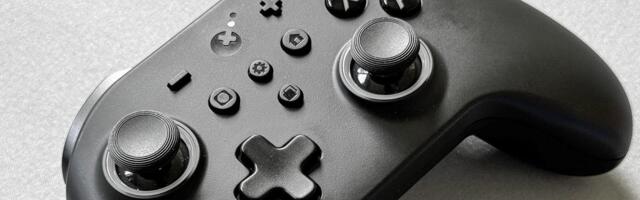 For Switch or PC Gamers, This Is the Best Affordable Pro Controller You Can Get