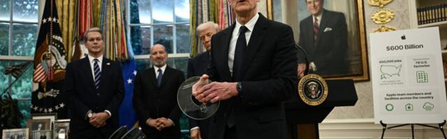 Tim Cook gifts Trump customized Apple glass to celebrate the tech giant's new US investment