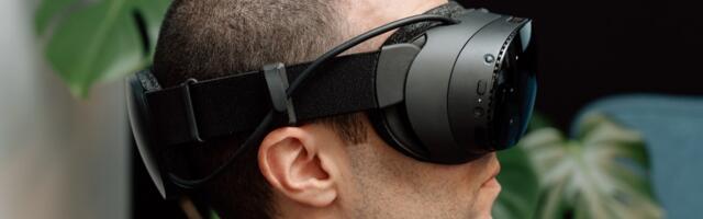 The Steam Frame has two speakers on each side of your face for vibration cancellation