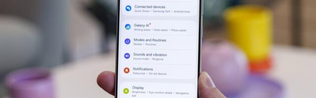 Samsung Galaxy S25 FE receives its first update, here's what's new