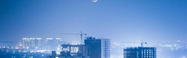 sensex rallies as nifty gains 141 points