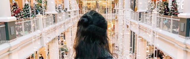 I live in a Canadian town where hundreds of Hallmark movies are filmed. Here's what it's like, fake snow and all.