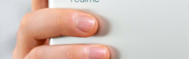Realme V60 and V60s leak in promo materials, have specs outed by TENAA